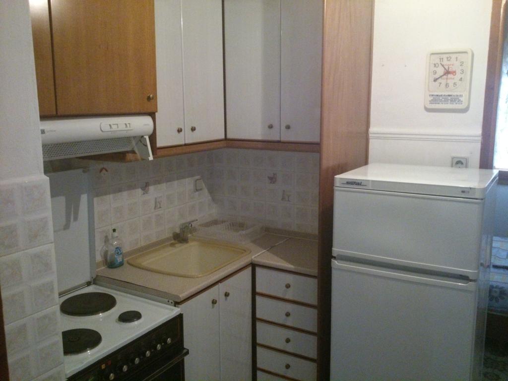 Kalaitzis Apartments Kalyves Polygyrou Phòng bức ảnh